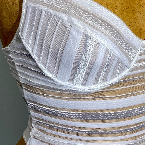 COSABELLA NEIMAN MARCUS camisole, made in Italy, built-in bra, white size 2 - Picture 4 of 14